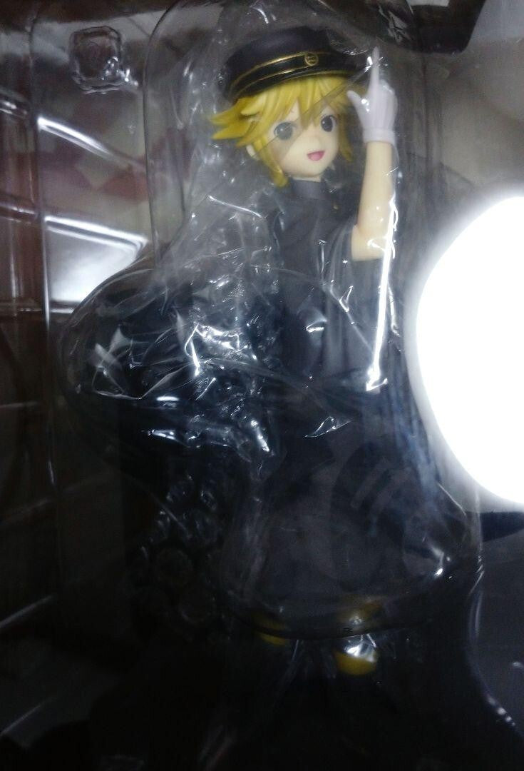 Senbonzakura feat. Hatsune Miku Kagamine Rin & Len 1/8 scale Figure FREEing