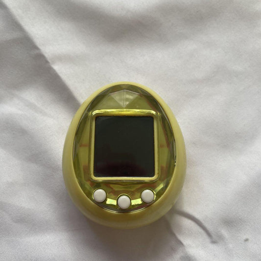 Tamagotchi iD Version Yellow Color Bandai Limited Game 2009 Digital Pet Japanese
