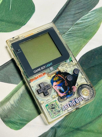 Astro Boy Gameboy Light Console Nintendo TEZUKA OSAMU WORLD SHOP Limited Edition - box and packaging
