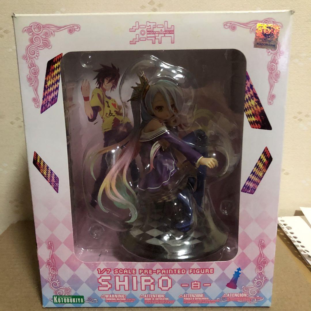 A boxed Shiro figure from No Game No Life in a clear window package.
