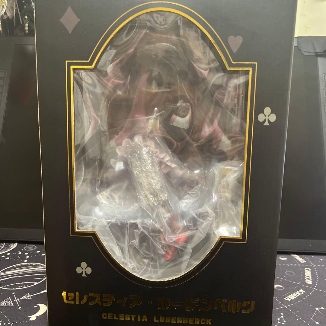 Actual item photo - Celestia Ludenberg retail box