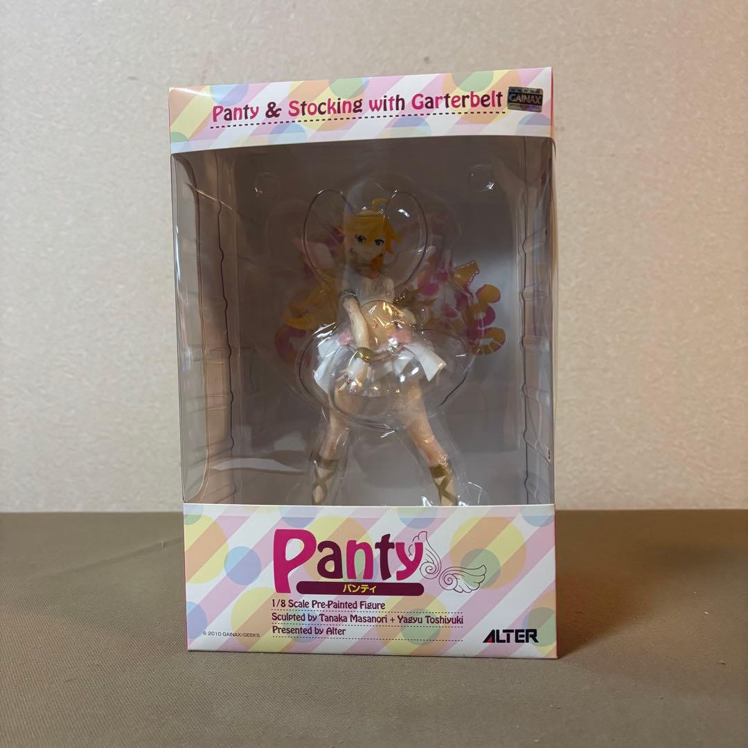 A boxed Panty figure visible through the clear front window.