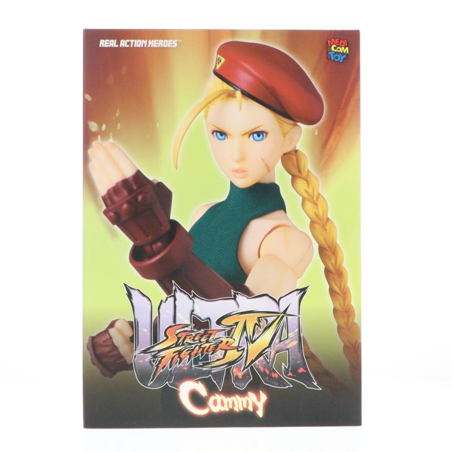 A boxed Cammy figure with Ultra Street Fighter IV artwork on the front.