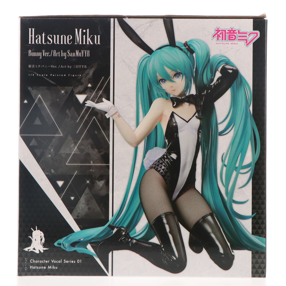 Retail figure box showing Hatsune Miku Bunny Ver. artwork on the front.