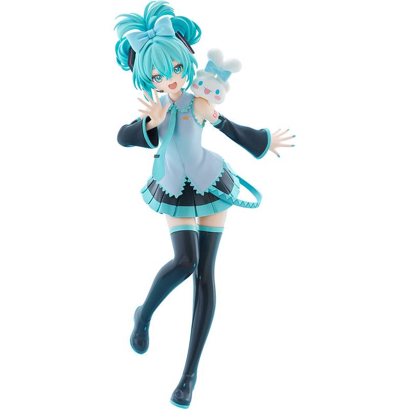 Hatsune Miku figure posed with a Cinnamoroll character on her shoulder against a white background.