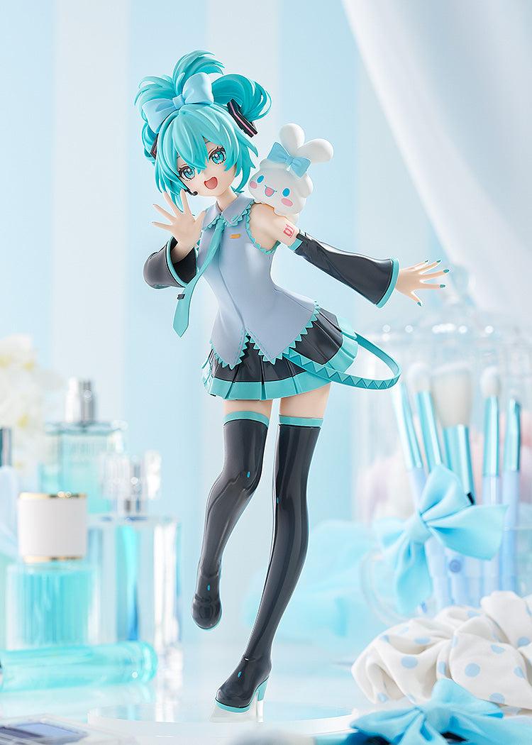 Hatsune Miku figure posing with a Cinnamoroll plush on her shoulder