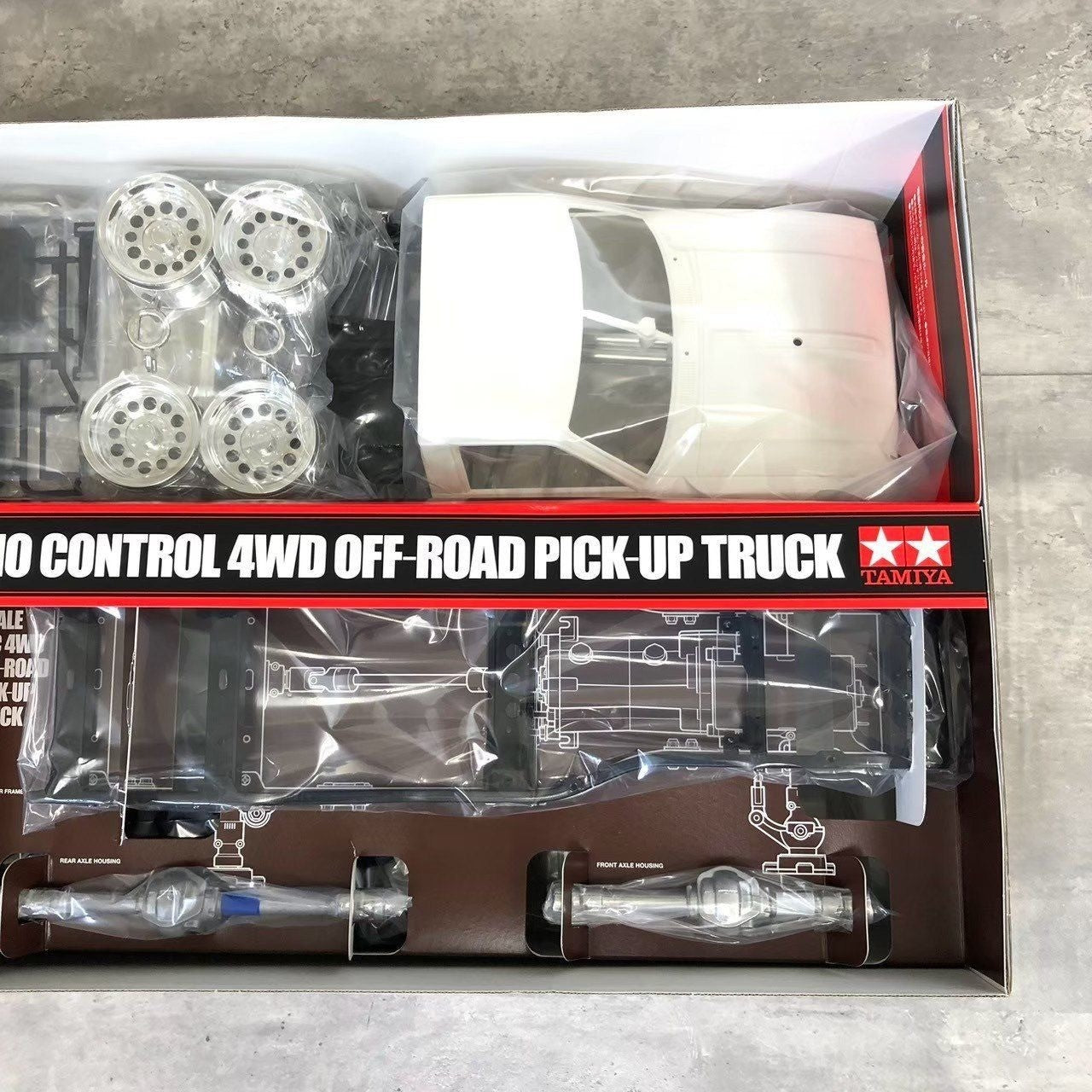 Toyota 4×4 Pick-Up Mountain Rider 1/10 RC 4WD Off-Road Radio Control Tamiya