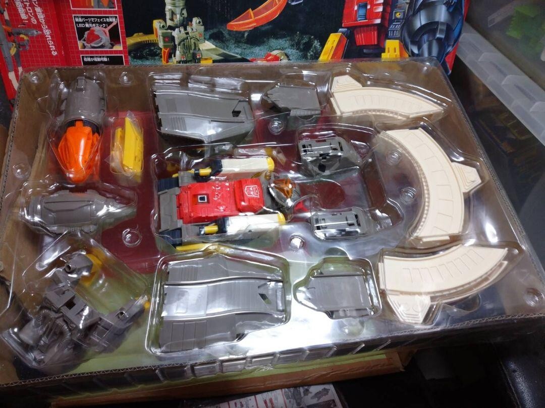 Transformers Encore 09 Cybertron Security Guard Omega Supreme Reprint Edition - photo 13