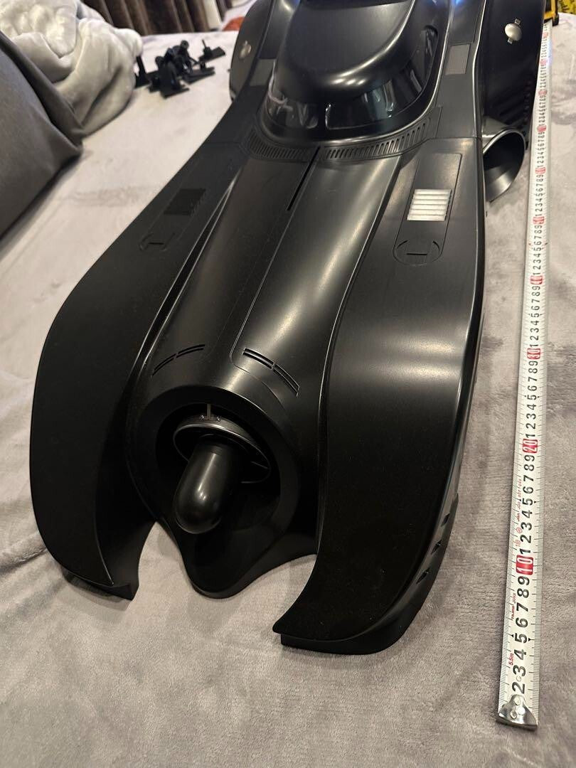 Movie Masterpiece 1/6 Scale Batmobile Batman Action Figure 2013 Toy Hot Toys
