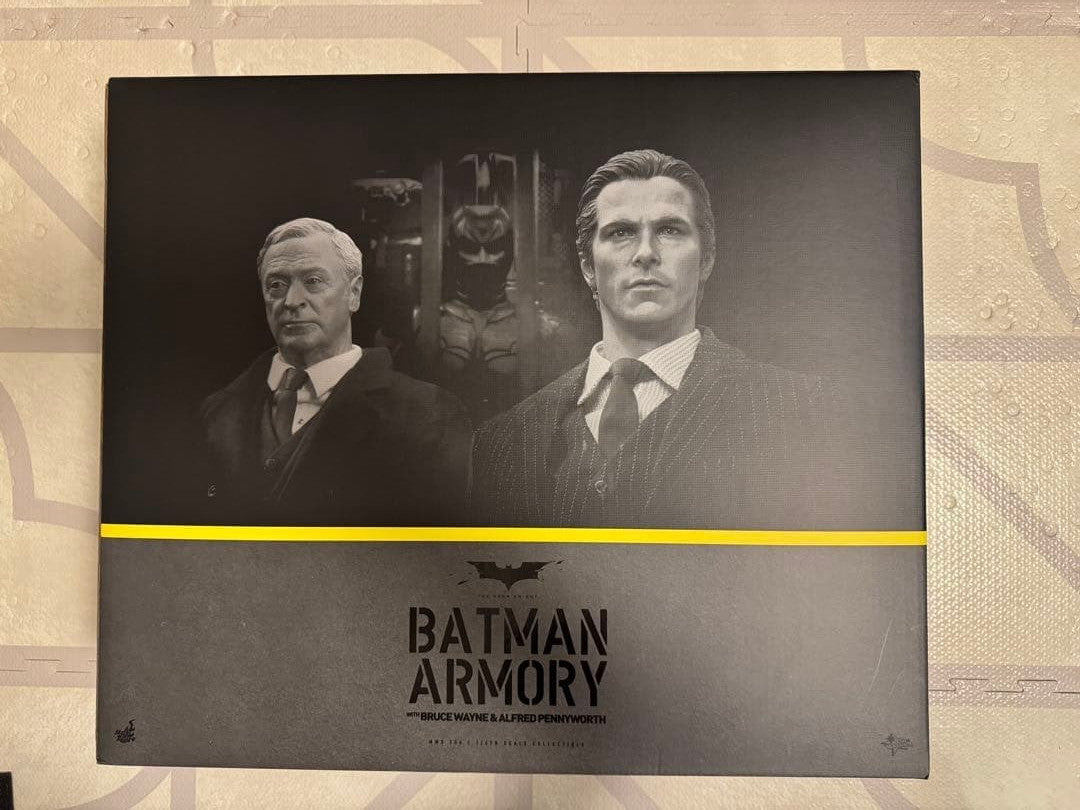 Batman Armory with Bruce Wayne &amp; Alfred Pennyworth Action Figure 2014 Hot Toys