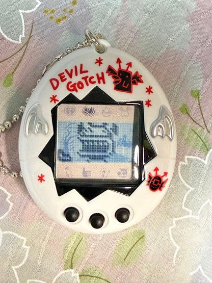 Tamagotchi Deviltchi Version White Color 1998 Bandai Limited Devilgotchi Devil
