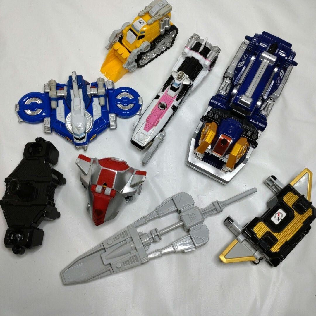 Power Rangers Gougou sentai Boukenjya DX Ultimate Daiboukenn Set Megazord Bandai - photo 8