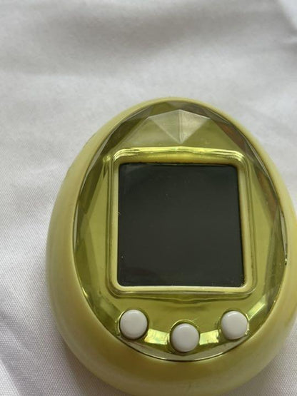 Tamagotchi iD Version Yellow Color Bandai Limited Game 2009 Digital Pet Japanese - Image 7