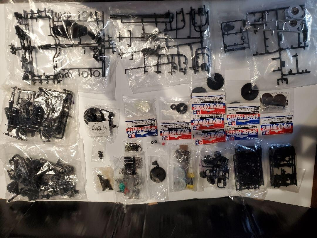 1/10 SCALE R/C 2WD HIGH PERFORMANCE OFF ROAD RACER TRF201 CHASSIS KIT TAMIYA
