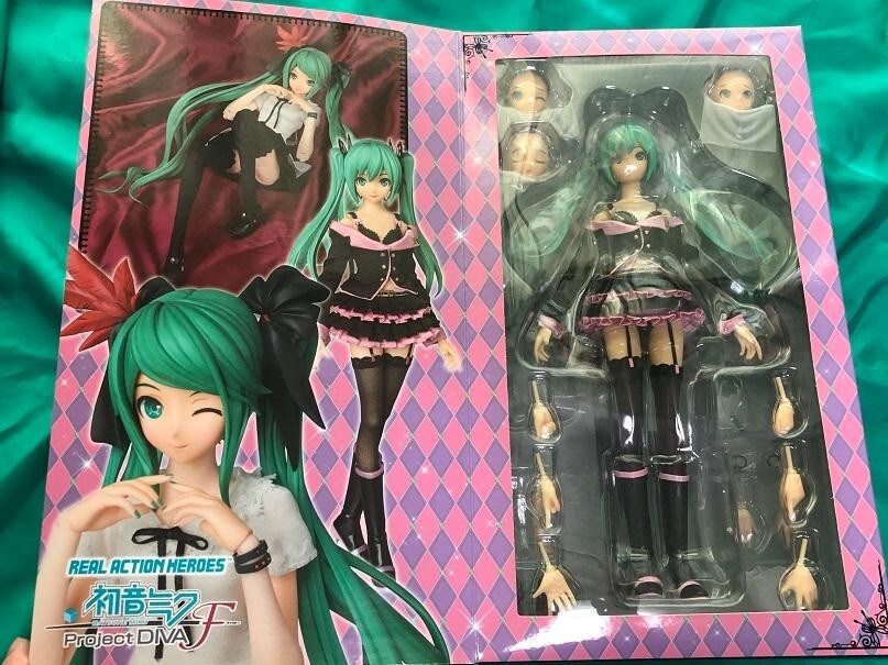 REAL ACTION HEROES Hatsune Miku Honeywhip Deluxe Ver Project DIVA MEDICOM TOY