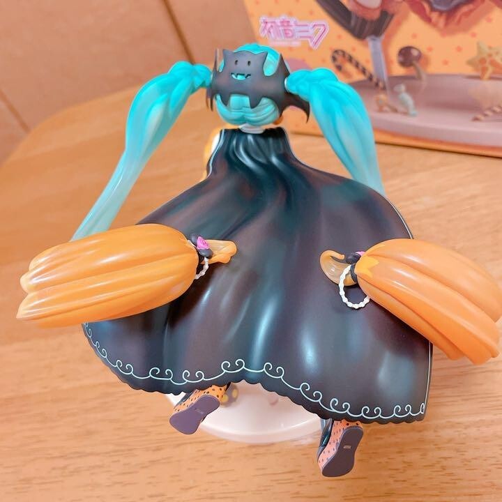 Vocaloid Miku Hatsune TRICK or MIKU Figure illustration by Hidari Halloween - photo 7