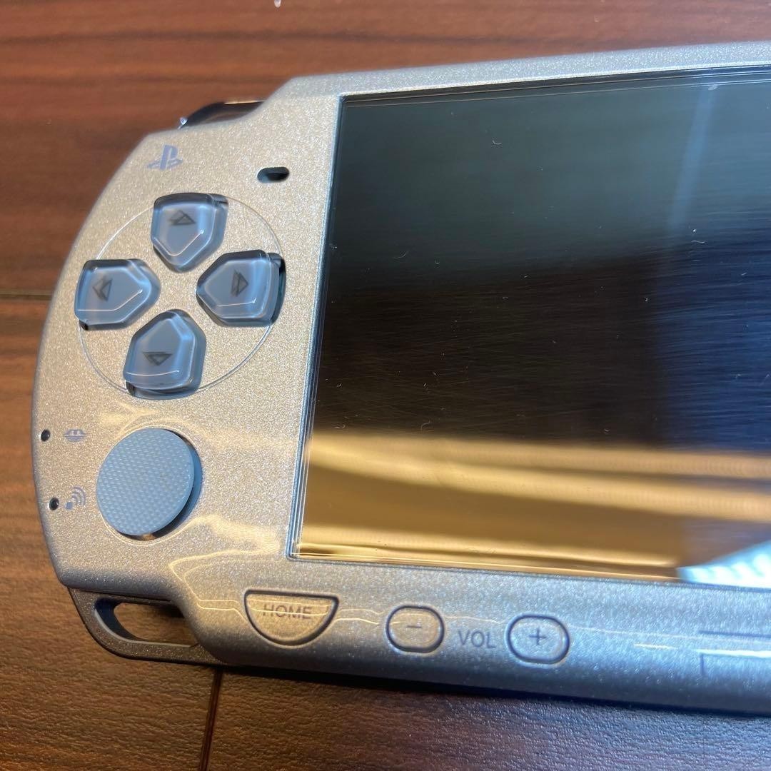 PSP 2000 Final Fantasy 7 Crisis Core Limited Edition 10th Model Silver Console