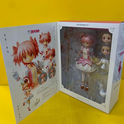 Real Action Heroes No.590 Puella Magi Madoka Magica Madoka Kaname Medicom toy