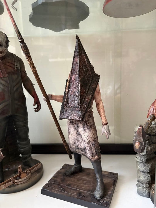SILENT HILL 2 Remains of the Judgement Red Pyramid Thing 1/6 Scale Statue Gecco