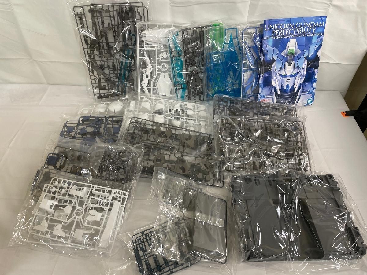 1/60 PG RX-0 UNICORN GUNDAM PERFECTIBILITY Model Kit limited Premium BANDAI