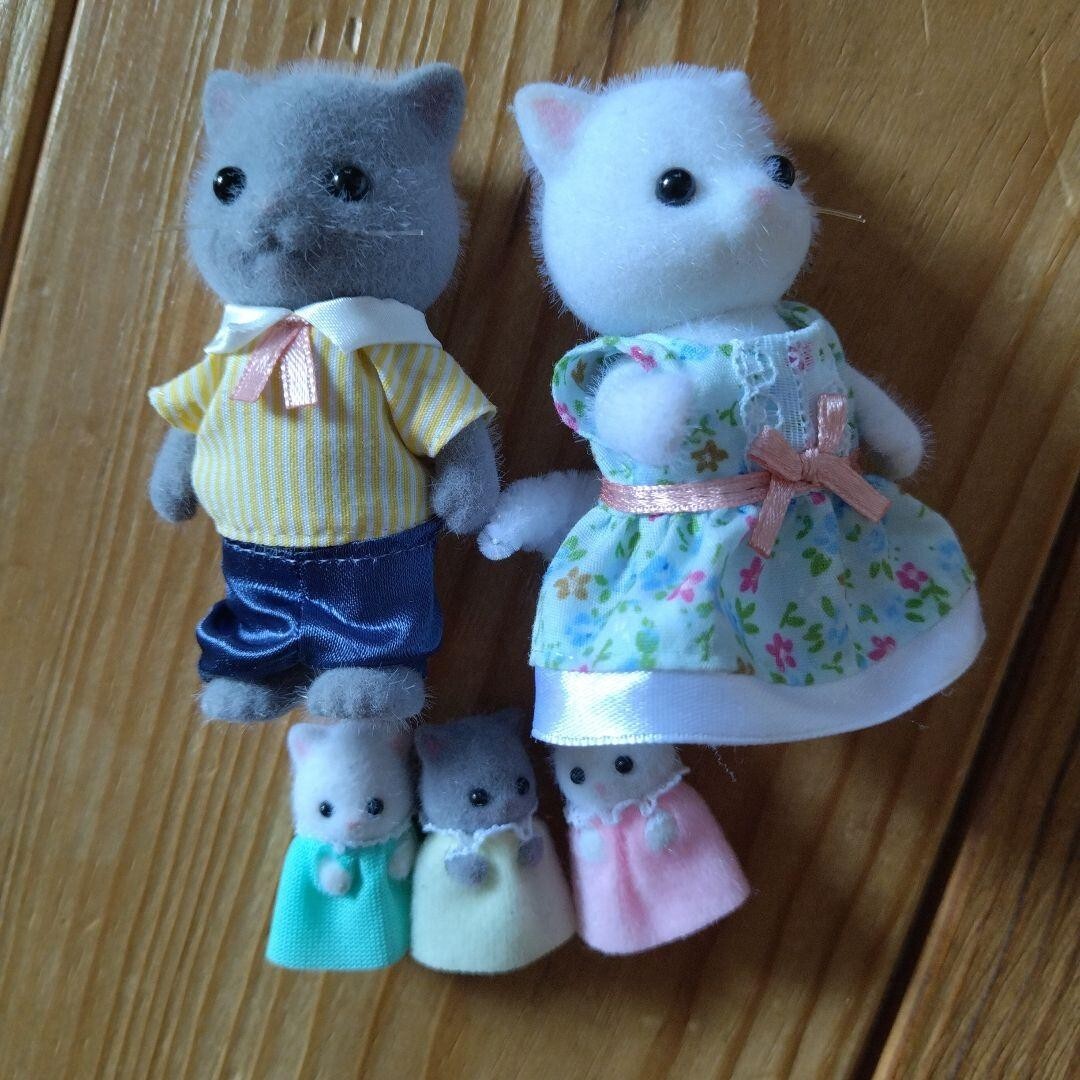 Sylvanian Families 35th Anniversary Deluxe Celebration Home Gift Set Toy Epoch