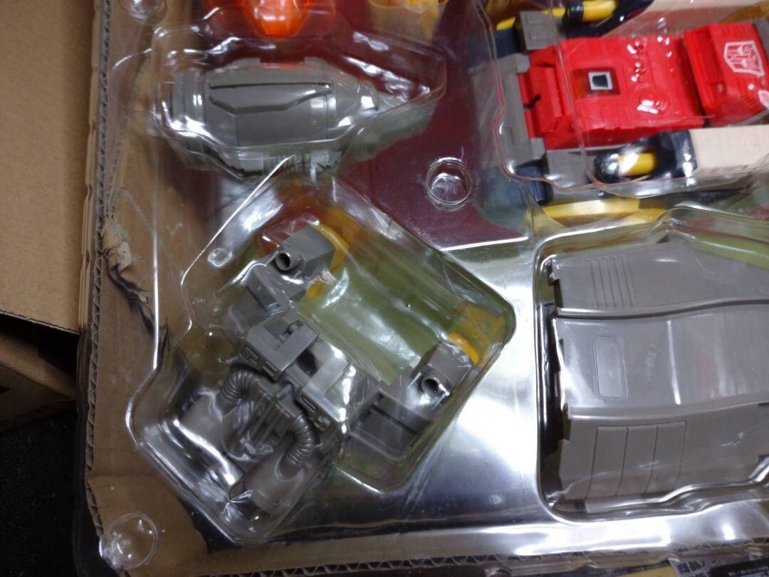 Transformers Encore 09 Cybertron Security Guard Omega Supreme Reprint Edition - photo 15