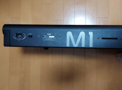 SYNTHESIZER M1 61 Tasten 1988 Digital Keyboard Instrument Musik Workstation Korg