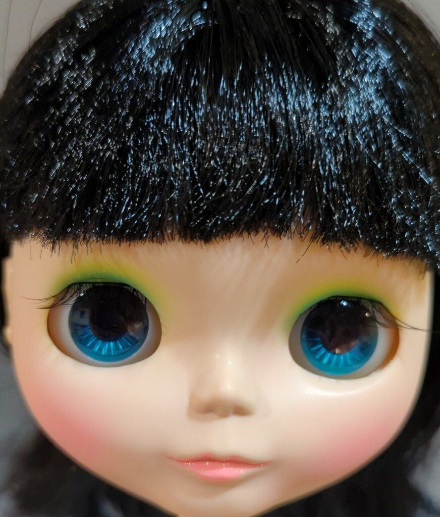 Blythe Lounging Lovely Neo Collectible Fashion Doll Takara 2008 Japan Toy Used - photo 5