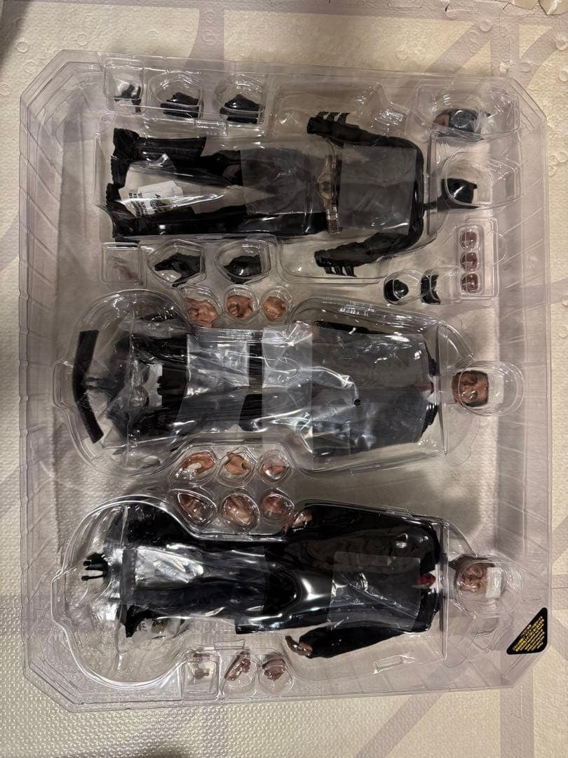 Batman Armory with Bruce Wayne &amp; Alfred Pennyworth Action Figure 2014 Hot Toys