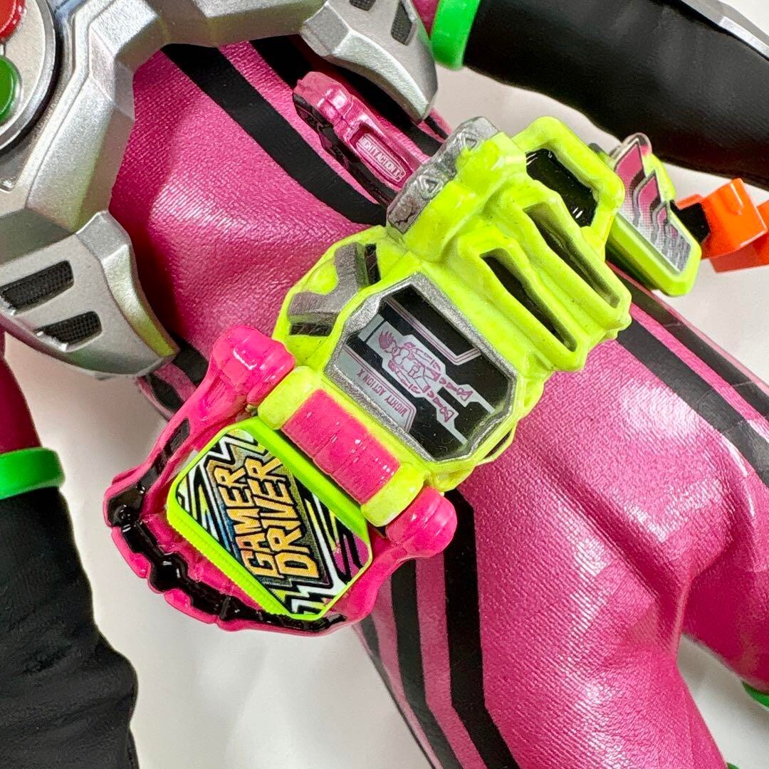 Real Action Heroes No.769 RAH GENESIS Kamen Rider Ex-Aid Figure MediCom Toy