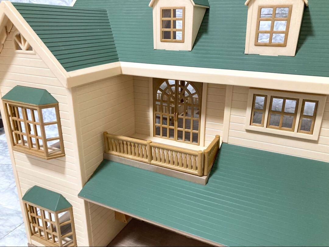 Sylvanian Families A nice house on a green hill Furniture Four rabbits Toy Hobby - photo 6
