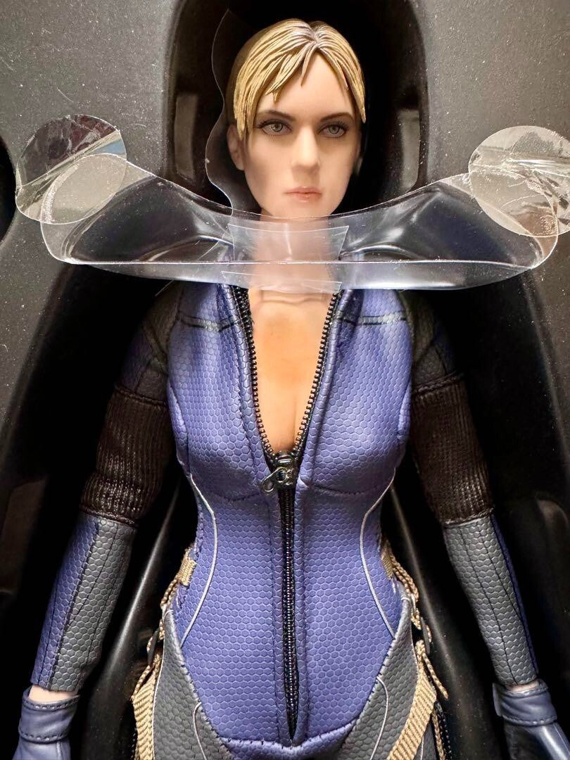 Video Game Masterpiece Resident Evil 5 Jill Valentine Battle Suit Ver. Hot Toys