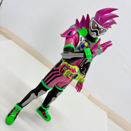 Real Action Heroes No.769 RAH GENESIS Kamen Rider Ex-Aid Figure MediCom Toy