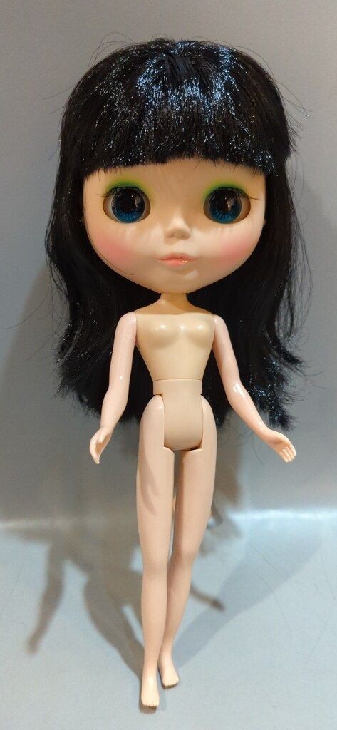 Blythe Lounging Lovely Neo Collectible Fashion Doll Takara 2008 Japan Toy Used - photo 3