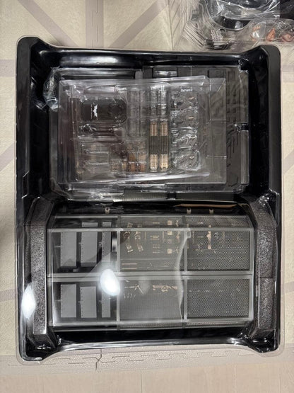 Batman Armory with Bruce Wayne &amp; Alfred Pennyworth Action Figure 2014 Hot Toys