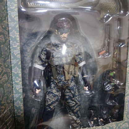 Metal Gear Solid 3 Snake Eater Camouflage Ver. 1/6 Action Figure RAH Medicom Toy - Image 15