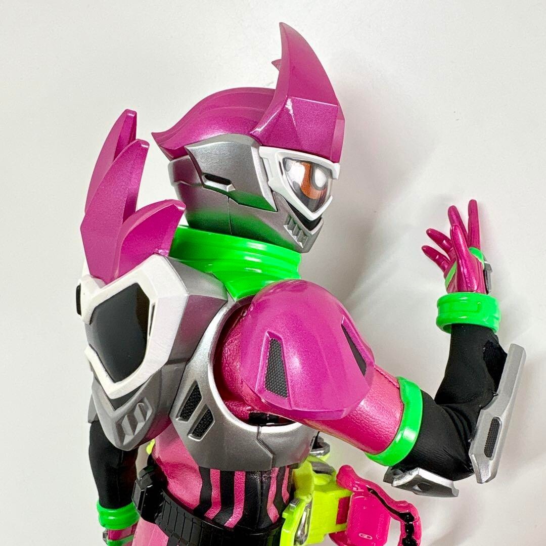Real Action Heroes No.769 RAH GENESIS Kamen Rider Ex-Aid Figure MediCom Toy