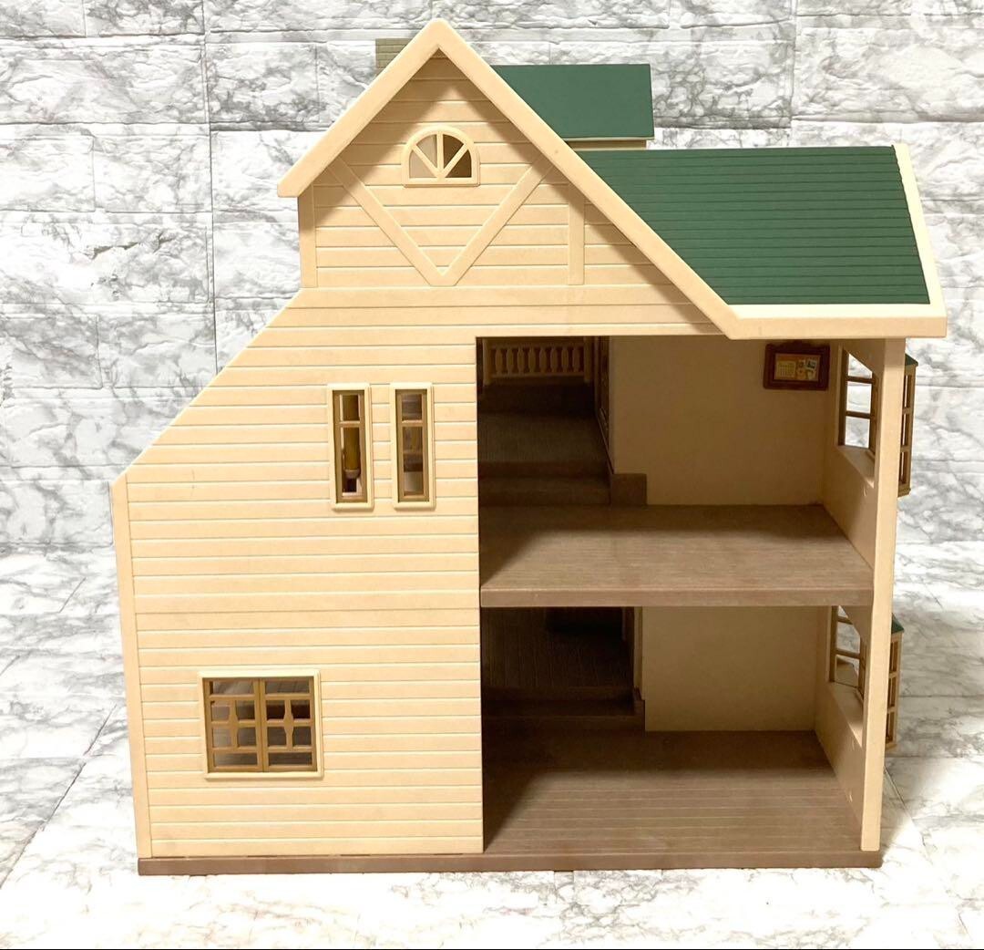 Sylvanian Families A nice house on a green hill Furniture Four rabbits Toy Hobby - photo 4