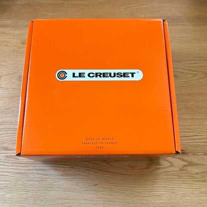Le Creuset Pokemon shiny black Marmit 22cm 2.6L Enameled Pot cooking cookware