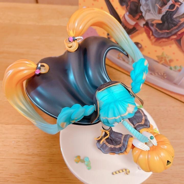 Vocaloid Miku Hatsune TRICK or MIKU Figure illustration by Hidari Halloween - photo 5