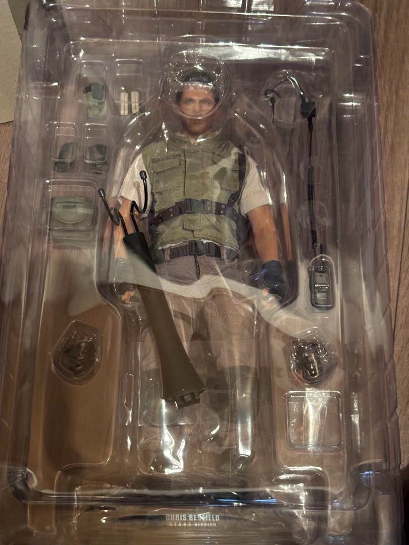 Video Game Masterpiece 1/6 BIOHAZARD 5 Chris Redfield S.T.A.R.S. Ver Hot Toys