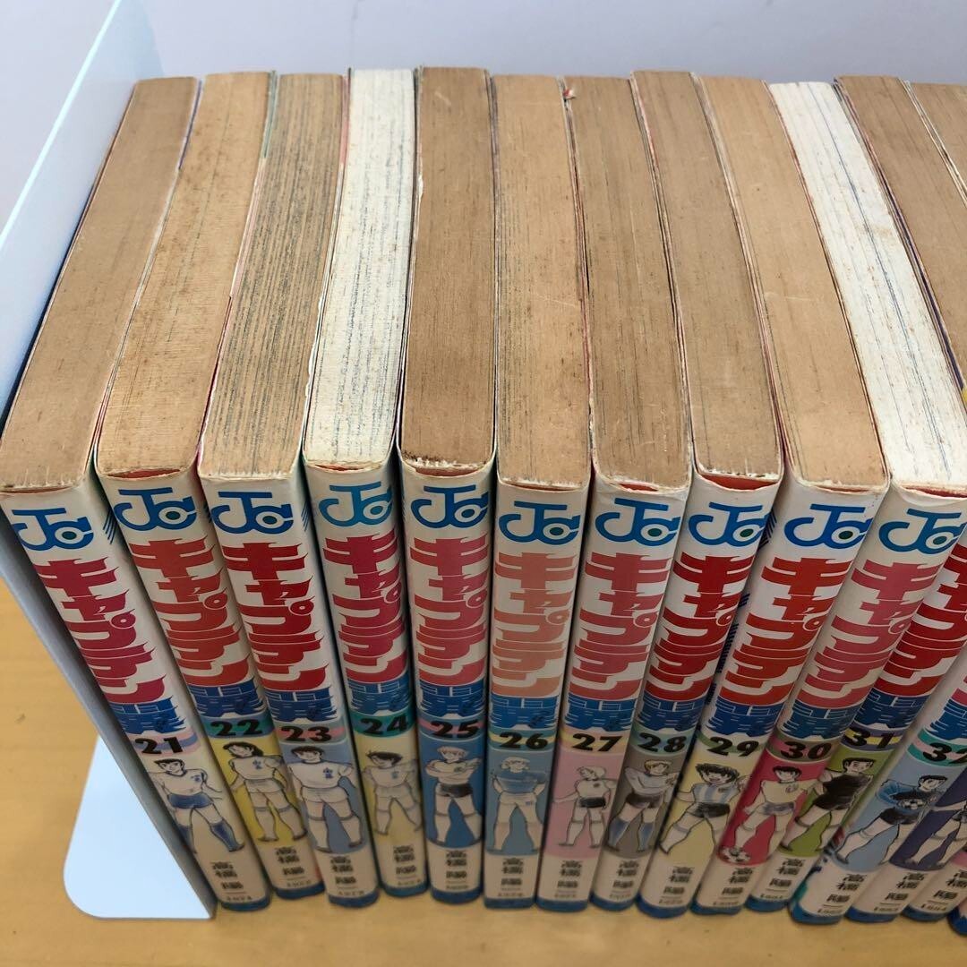 Captain Tsubasa VOL.1-37 Complete Set Manga Hobby SHUEISHA Yoichi Takahashi - photo 5