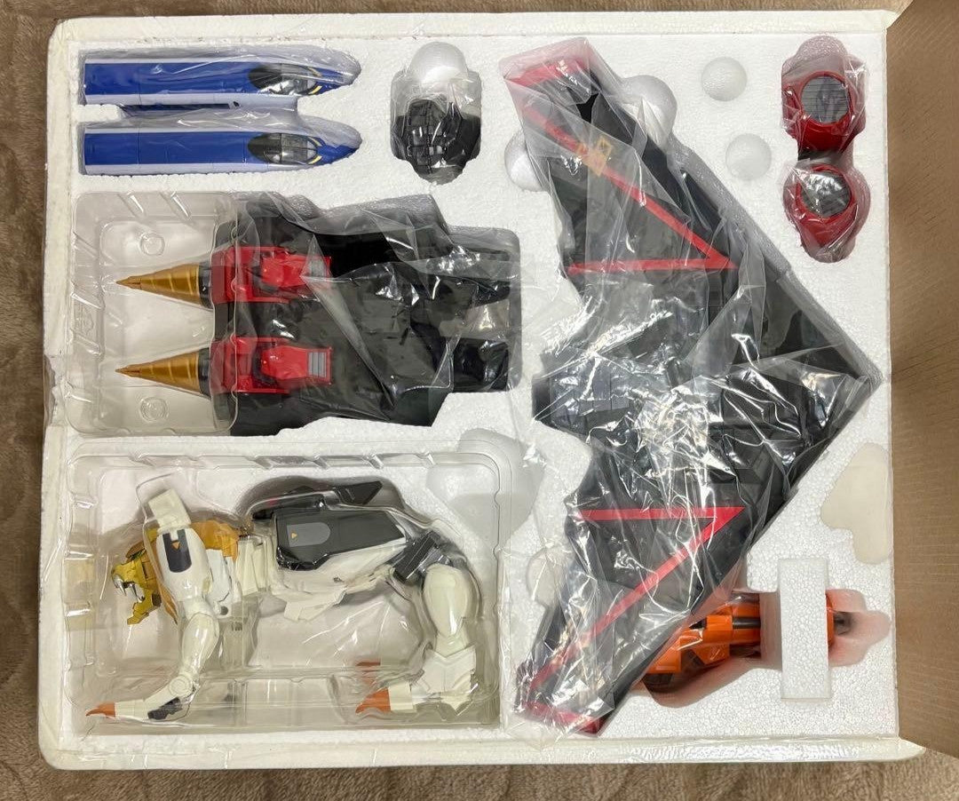 The King of Braves GaoGaiGar GX-68 Soul of Chogokin Action figures Bandai 2014 - photo 3