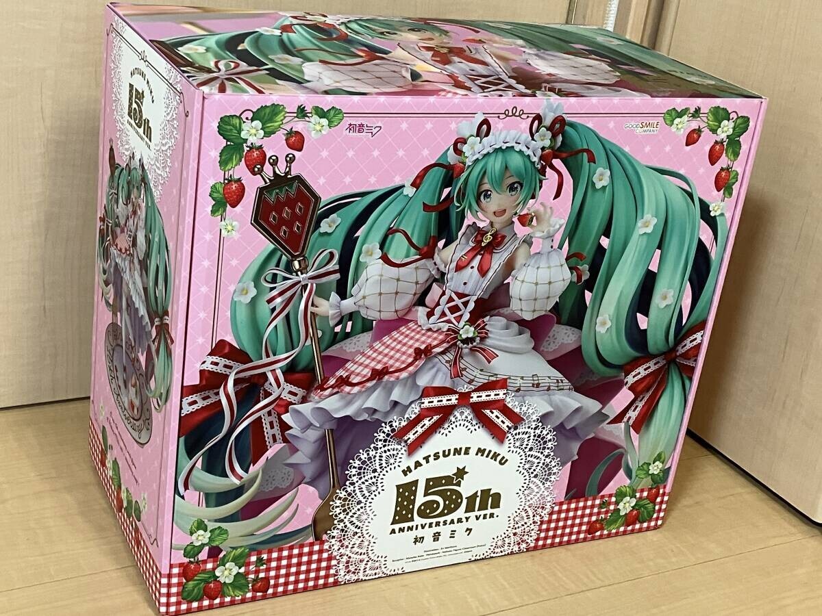 Hatsune Miku 15th Anniversary Ver. 1/7 scale Figure Vocaloid good smile company - photo 3