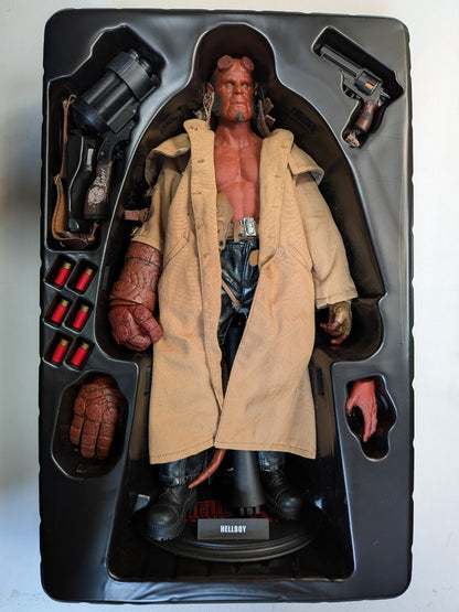 Hellboy golden army Hellboy 1/6 Scale Action Figure Movie masterpiece Hot Toys - photo 4