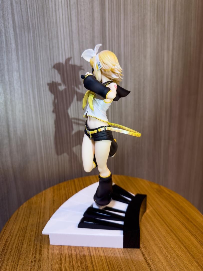 Character Vocal Series 02 Rin Kagamine Tony Version 1/7 Scale Figure Max Factory