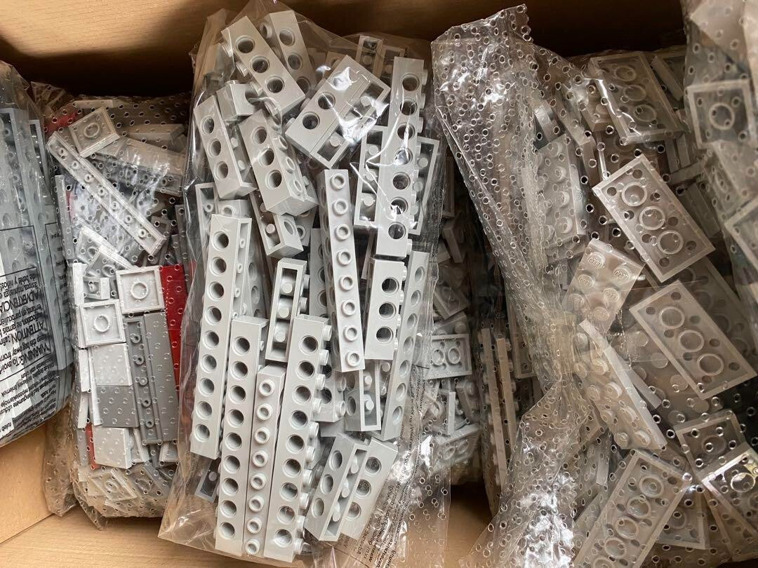 LEGO Star Wars Ultimate Collector's Millennium Falcon Toy UCS Spaceship 10179