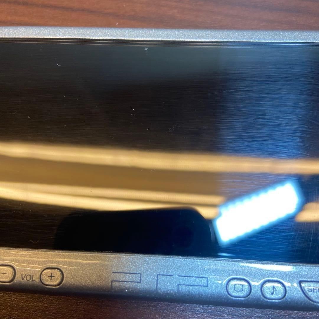 PSP 2000 Final Fantasy 7 Crisis Core Limited Edition 10th Model Silver Console